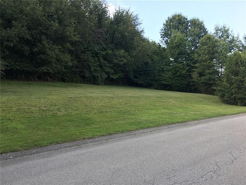 2nd image of Elm Dr Lot 14