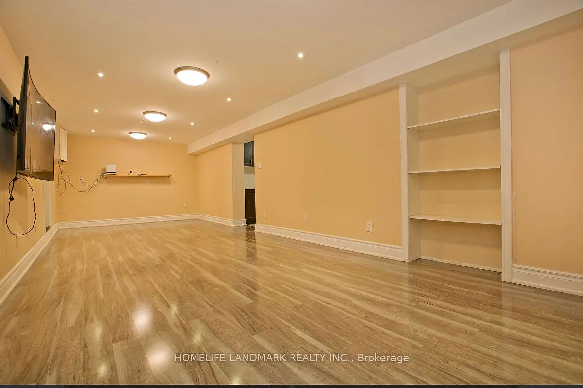 2 bed, $1,950 — Photo 2