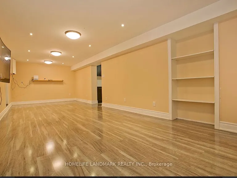 157 Pleasant View Dr — Photo 2