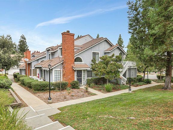 2nd image of 2742 Buena View Ct