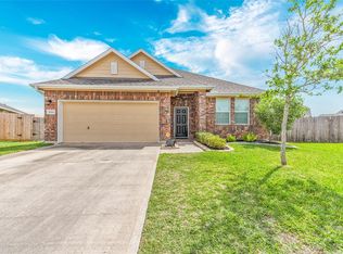 8334 Mandalay Bay Dr, Baytown, TX 77523