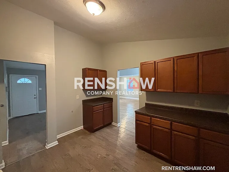 1488 Abernathy Rd — Photo 9