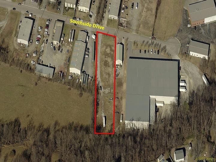 1st image of 1200 Southside Dr Tract Sec 3