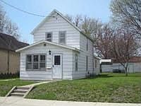 1st image of 223 5th Ave N