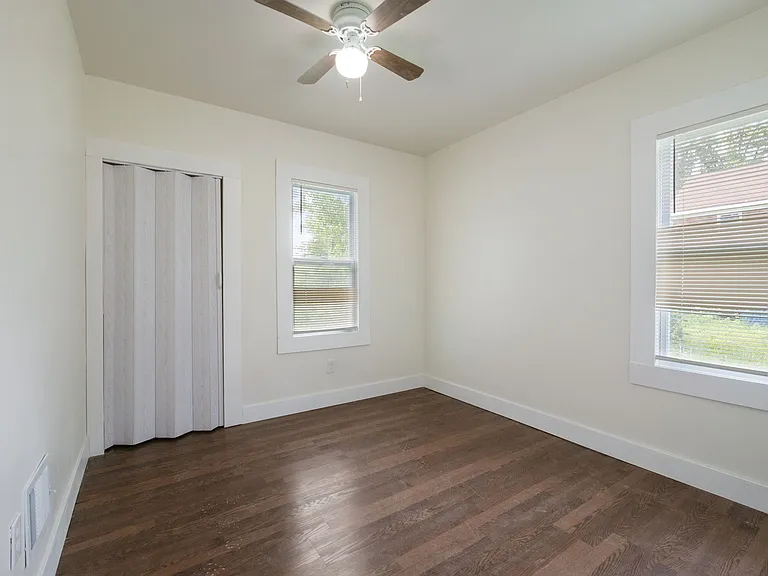 615 W Hollywood — Photo 14