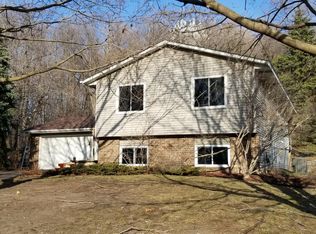 1105 W 139th St, Burnsville, MN 55337