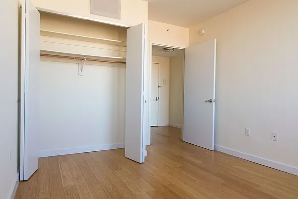 Rented by Kahen Properties | media 9