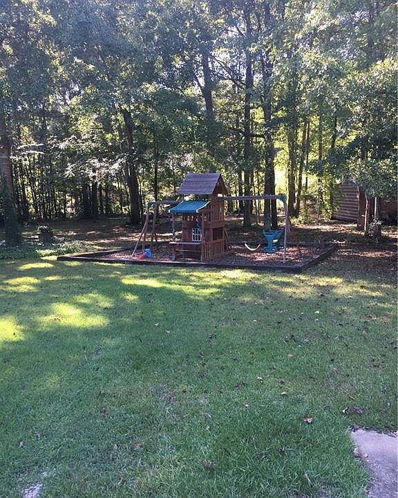 2nd image of 4820 Creekwood Dr