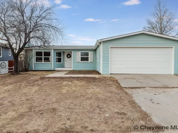 2400 Helen Ave, Cheyenne, WY 82007