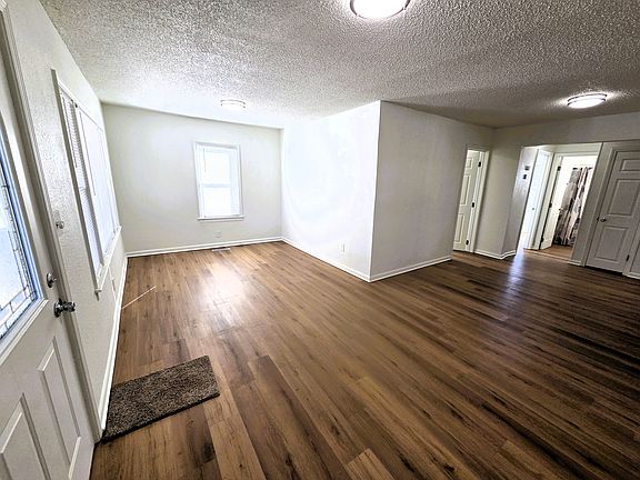 3rd image of 2504 S Evanston Ave
