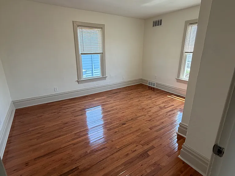 1208 Elwell St — Photo 8