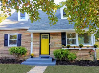 2216 Harvard Dr, Alexandria, VA 22307