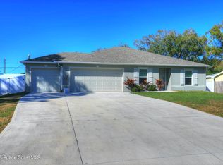 938 Clearmont St, Sebastian, FL 32958