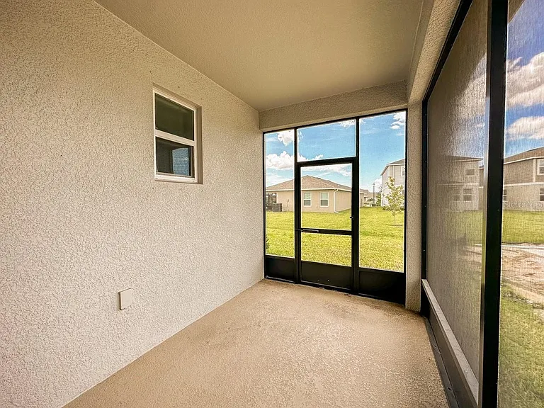9409 Baraboo Way — Photo 18