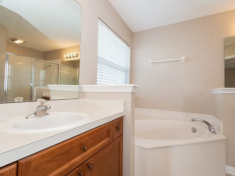 13450 Teddington Ln — Photo 10