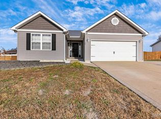 147 Creekside Dr, Winfield, MO 63389