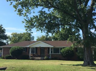 1414 Idlewild Dr, Lebanon, TN 37087