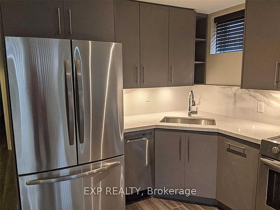 5th image of 78 Brampton Rd