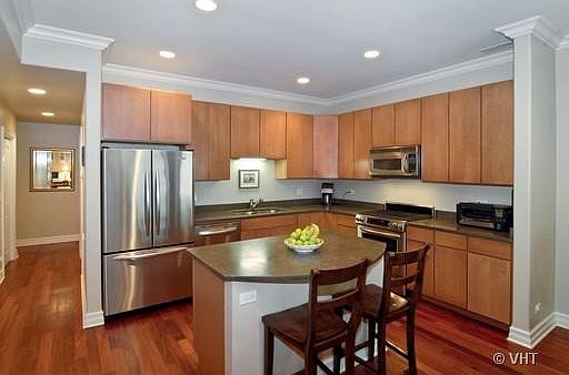 5th image of 4109 N Kenmore Ave Unit 1A