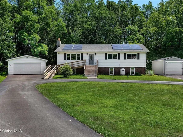 35 Banta Lane, Greenville, NY 12413