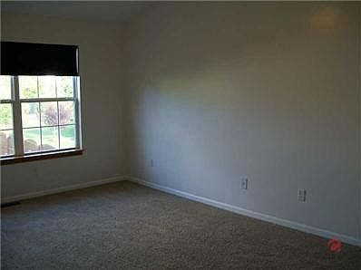 5th image of 491 N Odell St