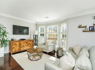 1299 Hibiscus Ct, Mahwah, NJ 07430
