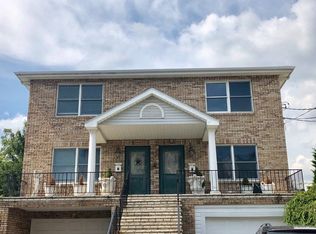 54 Glen Rd FL 1, Eastchester, NY 10709