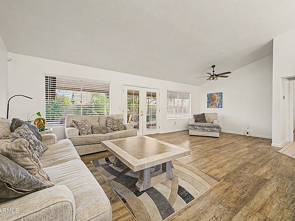 3rd image of 6321 W ACAPULCO Lane