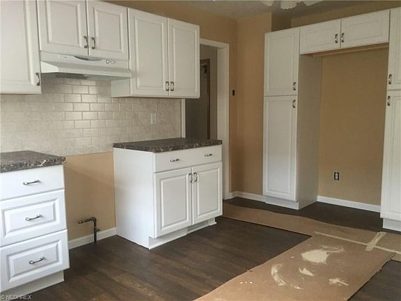 3rd image of 623 1/2 Fulmer Ave