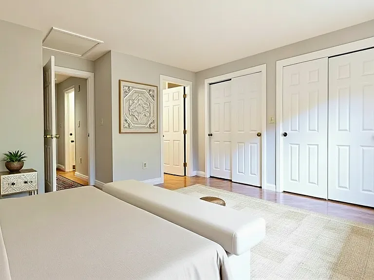 Kingsbury Townhouses — Photo 5