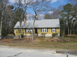 8 Rolling Oaks Dr, Bourne, MA 02532