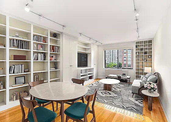 280 Rector Pl #9C — Photo 1