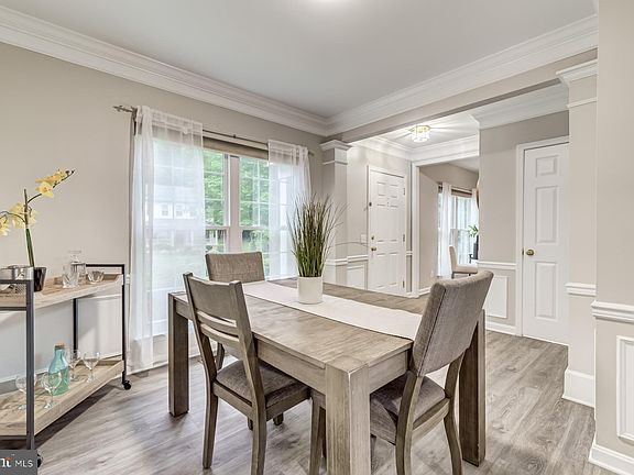 2nd image of 14886 Buttonwood Ct