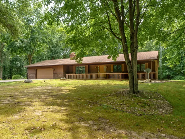 32259 28th Ave, Gobles, MI 49055