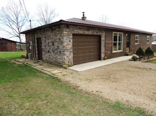 136 Deathridge Rd, Crossville, TN 38555