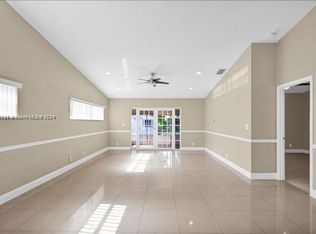 6237 NW 1st St, Margate, FL 33063