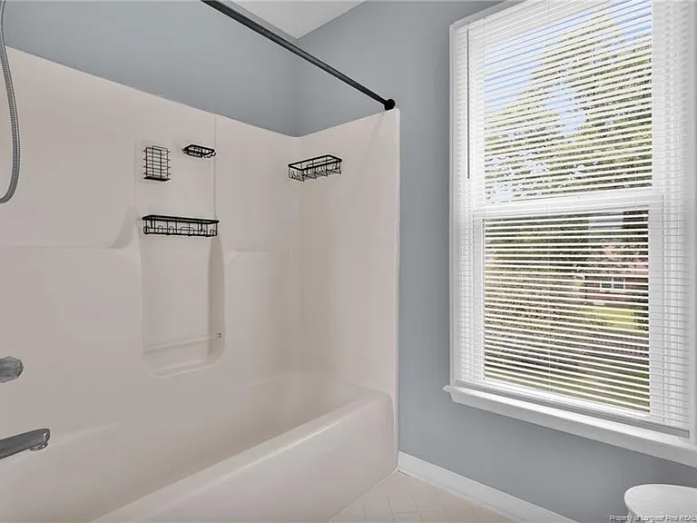 1183 Helmsley Dr — Photo 24