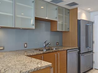 1177 Queen St APT 2307, Honolulu, HI 96814