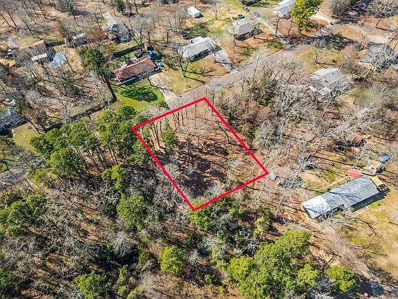 2nd image of Parkwood Dr