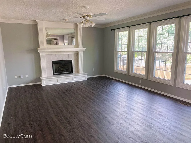 14264 W 147th Ter — Photo 6