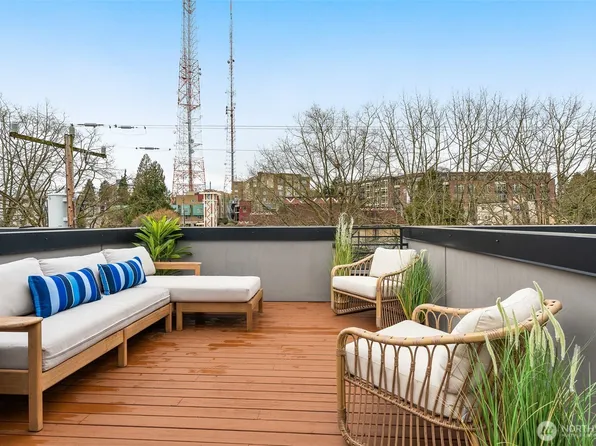 1638 20th Avenue #B, Seattle, WA 98122