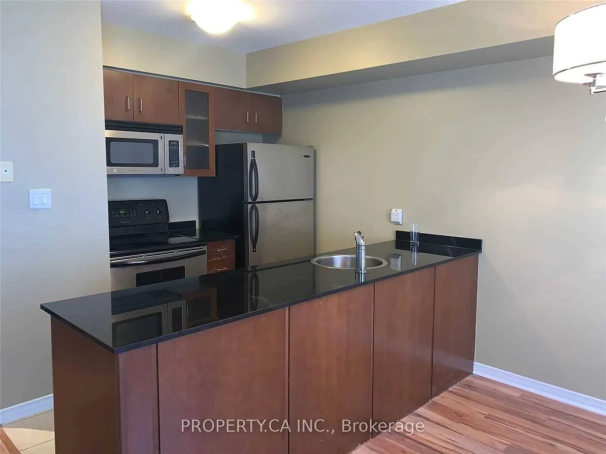 Building Photo - 46 Western Battery Rd #829