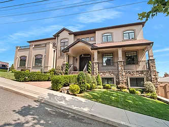 Sold by Casandra Properties Inc.