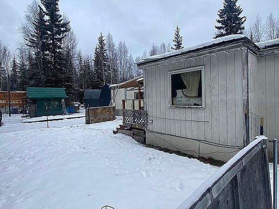 5th image of 1659 Foxglove St
