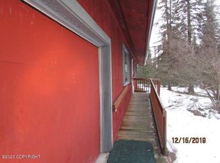 35791 Dana Bayes St N, Soldotna, AK 99669