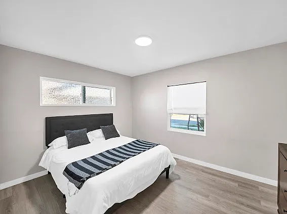 10841 Washington Ave — Photo 6