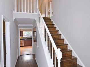 4006 Medford Dr, Annandale, VA 22003
