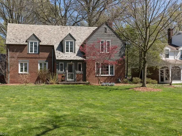 2547 Warwick Rd, Shaker Heights, OH 44120