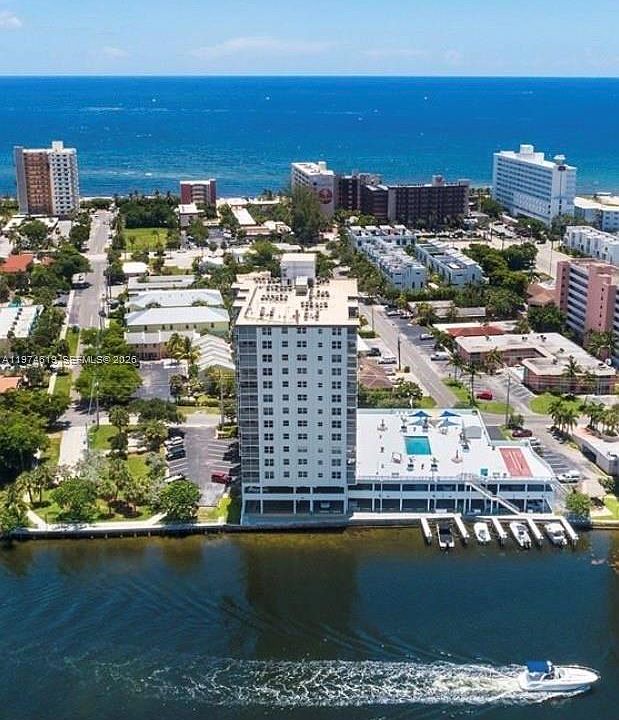 1st image of 1505 N Riverside Dr APT 505