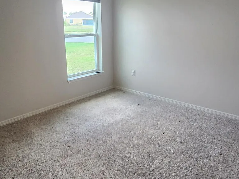 586 Cooper Ct SW — Photo 14